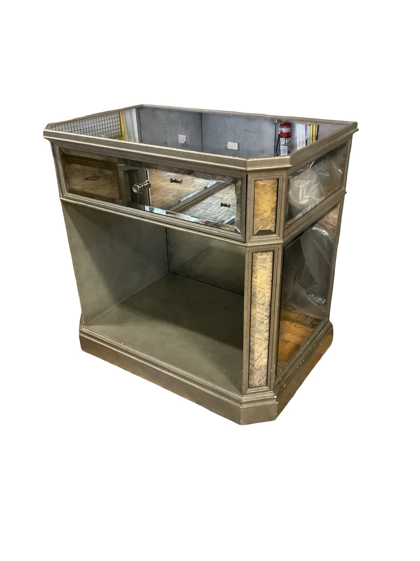 SIDE TABLE